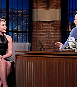 florencepughdaily_sethmeyers_show_28629.jpg