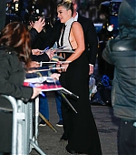 AGoodPerson_NYCPremiere_AttendingFans_March2023_28829.jpg